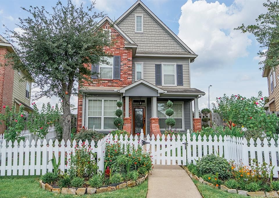 1st image of 14418 Summer Garden Dr