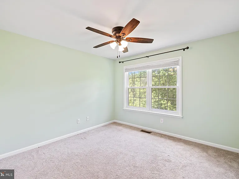 203 Princeton Cir — Photo 25