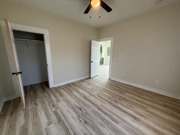 317 N Prairie St — Photo 9