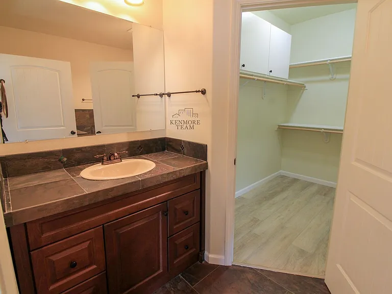 114 S Tweedt Pl — Photo 8
