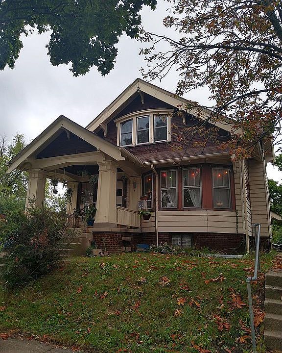 Front of duplex