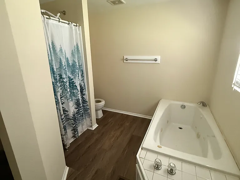 3122 Moody Ave — Photo 7