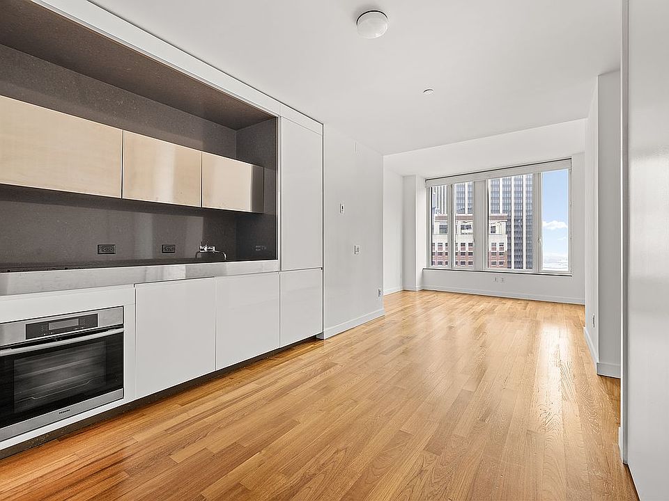 1st image of 15 William St APT 21B