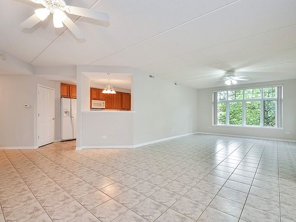 Living Room / Dining Room