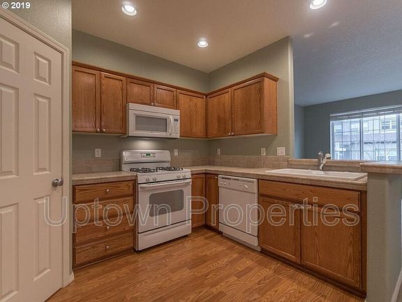 5th image of 17158 SW Marty Ln
