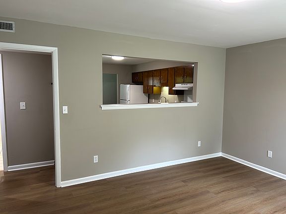 4th image of 6342 Plantation Dr