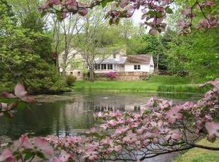 744 Monument Rd, Malvern, PA 19355