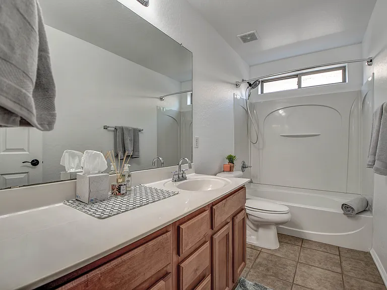 4937 W Nancy Ln — Photo 10