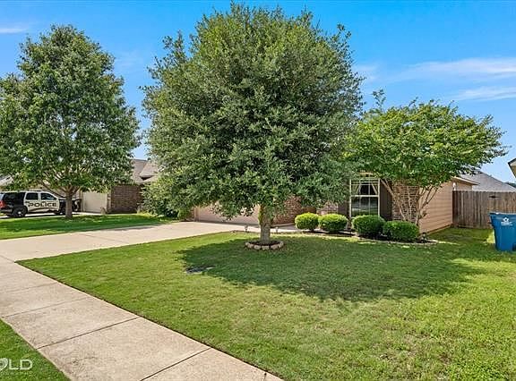 4th image of 3930 White Lake Dr