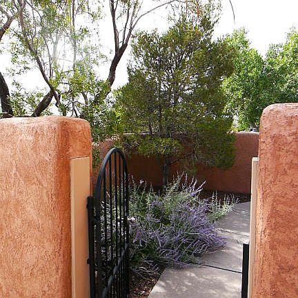 2nd image of 6601 Las Casitas Ct NW