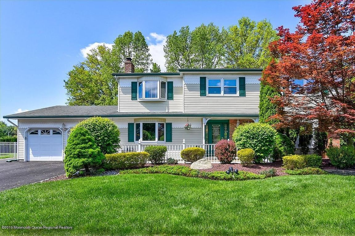 6 Sussex Rd, Morganville, NJ 07751 | Zillow