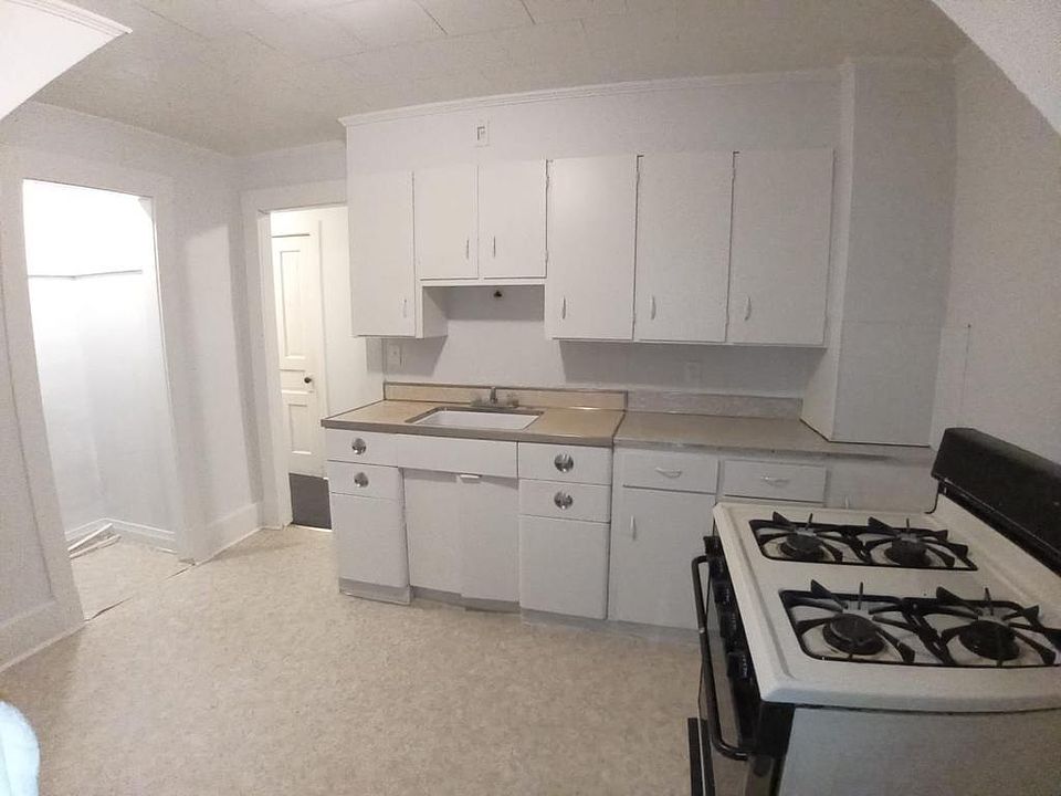 1st image of 69 Avery Pl #2