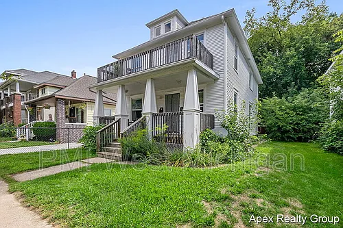 1530 Quarry Ave NW #1 Photo 1