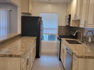 1114 N Flores St #7, West Hollywood, CA 90069