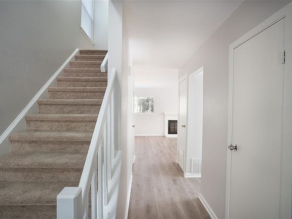 5th image of 2101 N Red Cedar Cir