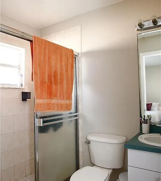 1809 SW Santa Barbara Pl — Photo 7