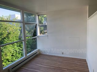 612 Malden Ave E #5, Seattle, WA 98112