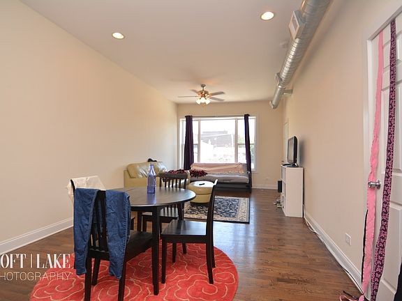 4th image of 1032 N Ashland Ave #2