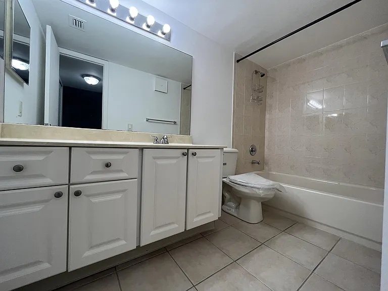 701 N Pine Island Rd #202 — Photo 10