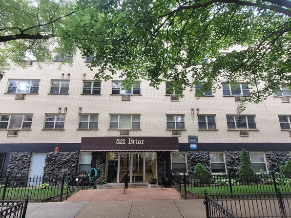 Okonski Briar 521, 521 W Briar Pl APT 405, Chicago, IL 60657