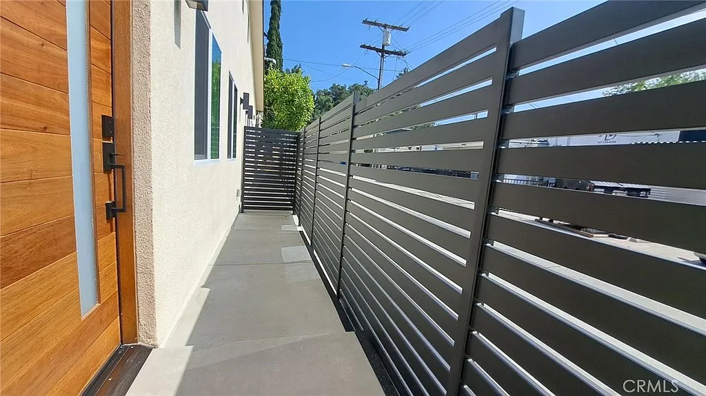 2 bed, 750 sqft, $2,950 — Photo 4