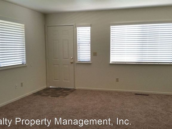 5th image of 1178 Townhouse Cir #A