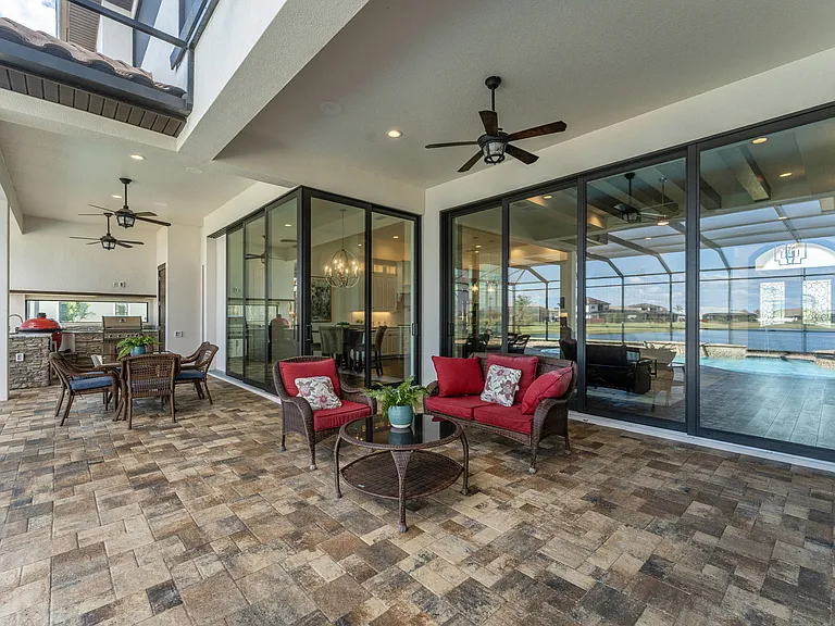 3638 Lake Adelaide Pl — Photo 39