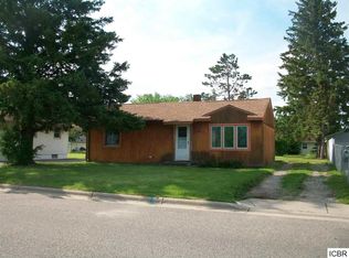 14 10th Ave NE, Deer River, MN 56636