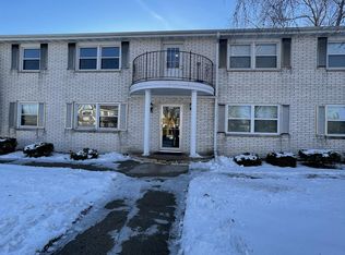 2301 E Peter St #3, Appleton, WI 54915