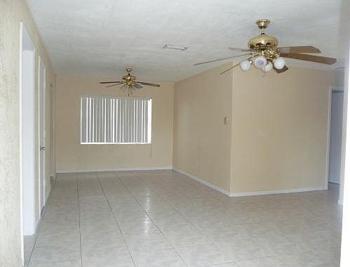 5th image of 1251 SW 10th Ter