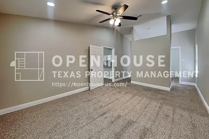 5300 Virburnum Ct — Photo 9