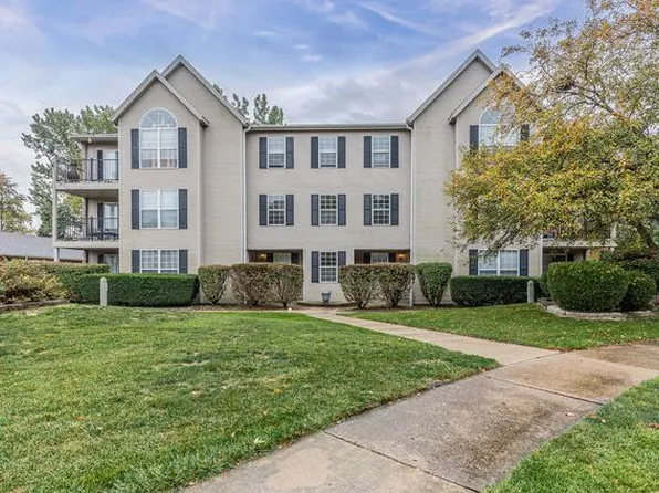 5 Hartwell Ct APT 1, Savoy, IL 61874