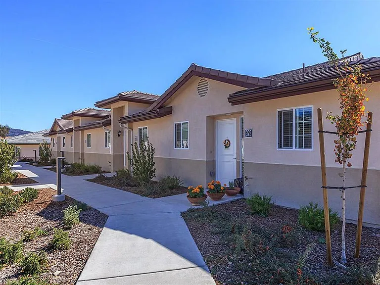 Heritage II Luxury Senior Apts — Photo 13