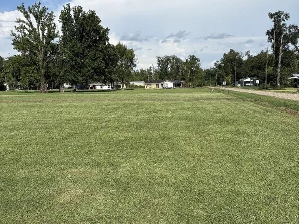 2 Bertrand St #B, Sorrento, LA 70778