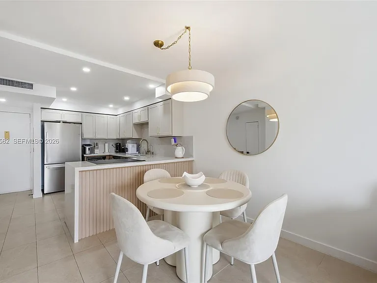 17800 Atlantic Blvd #Penthouse 3 — Photo 19