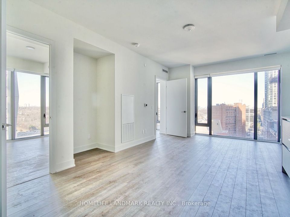 1st image of 8 Cumberland St #1608