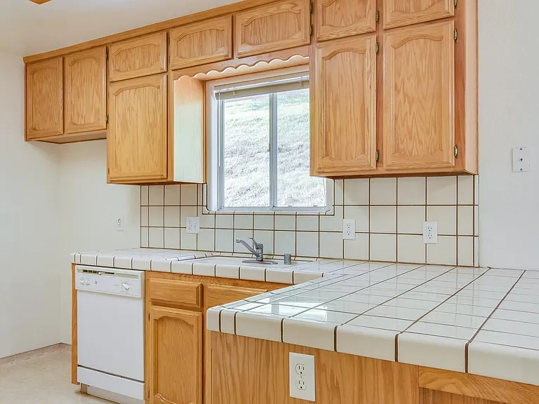 27557 Paradise Valley Ln — Photo 18