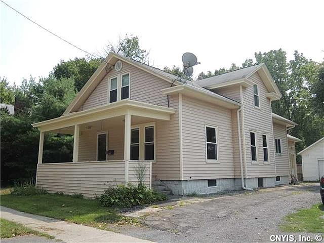 1st image of 214 Salt Springs St