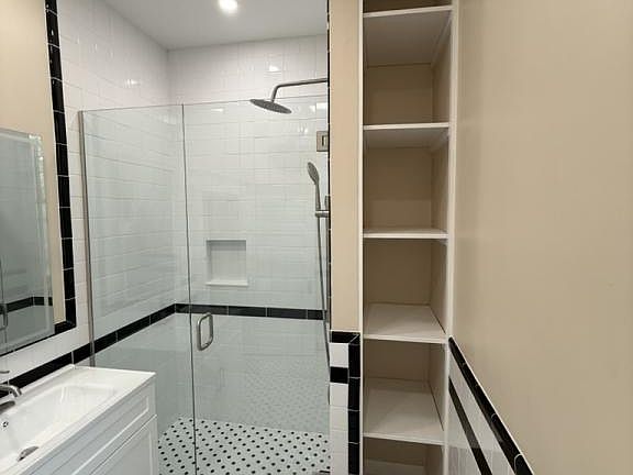 5th image of 2101 Cherokee Pkwy