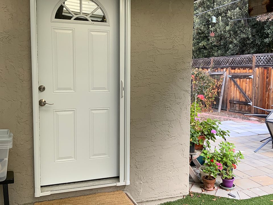 Entrance door