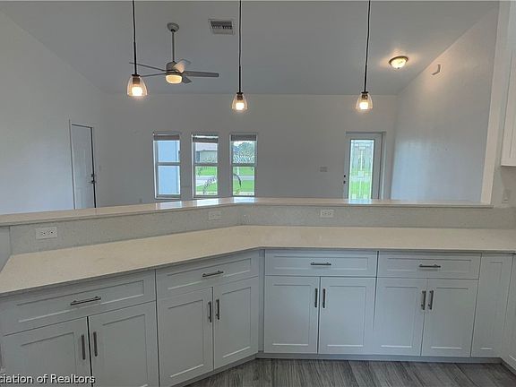 4th image of 144 Lincoln Rd NW