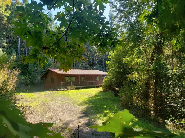 2700 Chezum Rd, Blue Lake, CA 95525