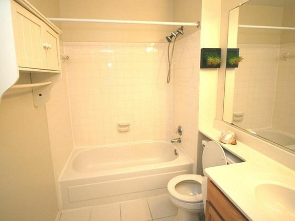 3rd image of 18504 Boysenberry Dr APT 169