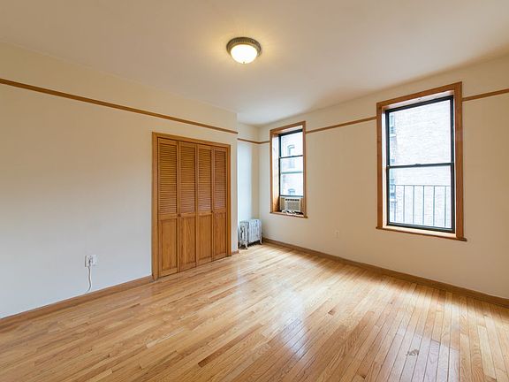 4th image of 570 W 183rd St APT 5c