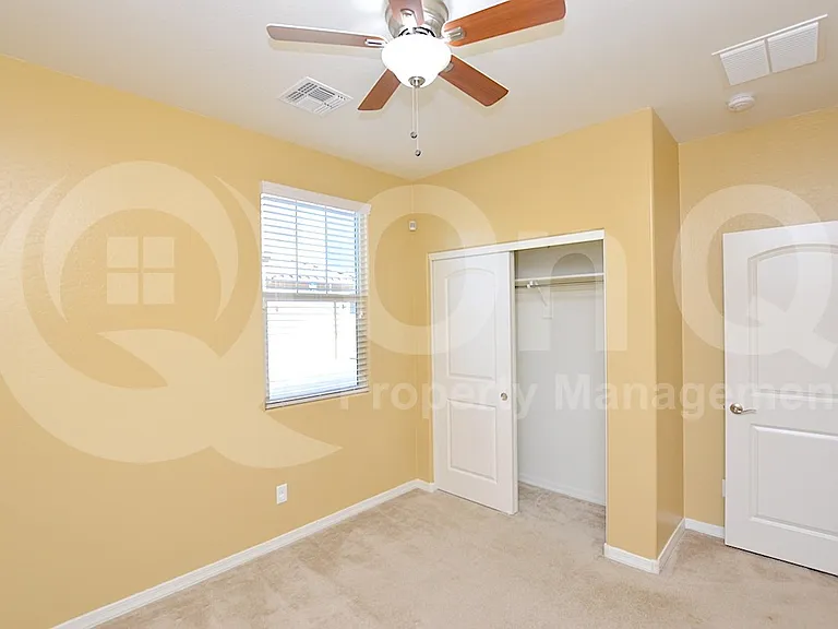 145 E Bluejay Dr — Photo 16