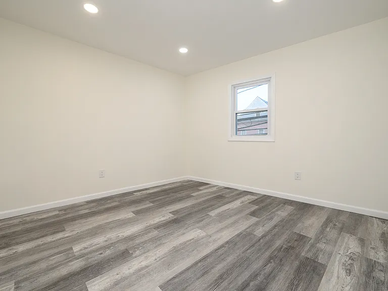 287 Orange St #2 — Photo 15