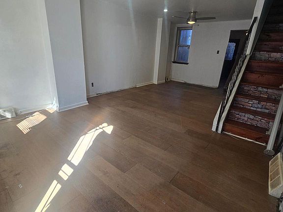 2nd image of 2619 Gerritt St