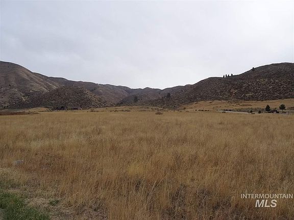 2nd image of Tbd Camas Dr