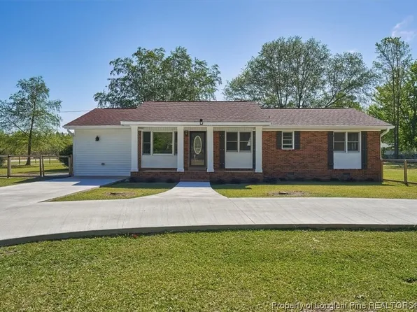 2520 Meadow Rd, Lumberton, NC 28358