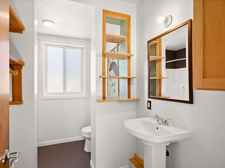 5034 SE Flavel Dr — Photo 11